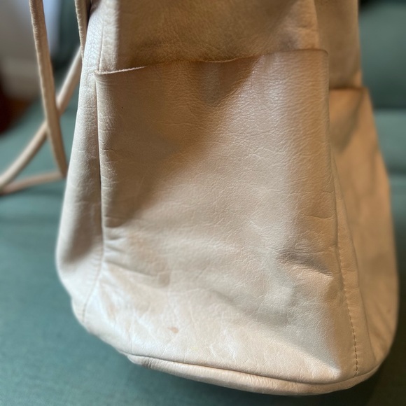 Are Studio Barrel Tan Shoulder Bag - Picture 6 of 9